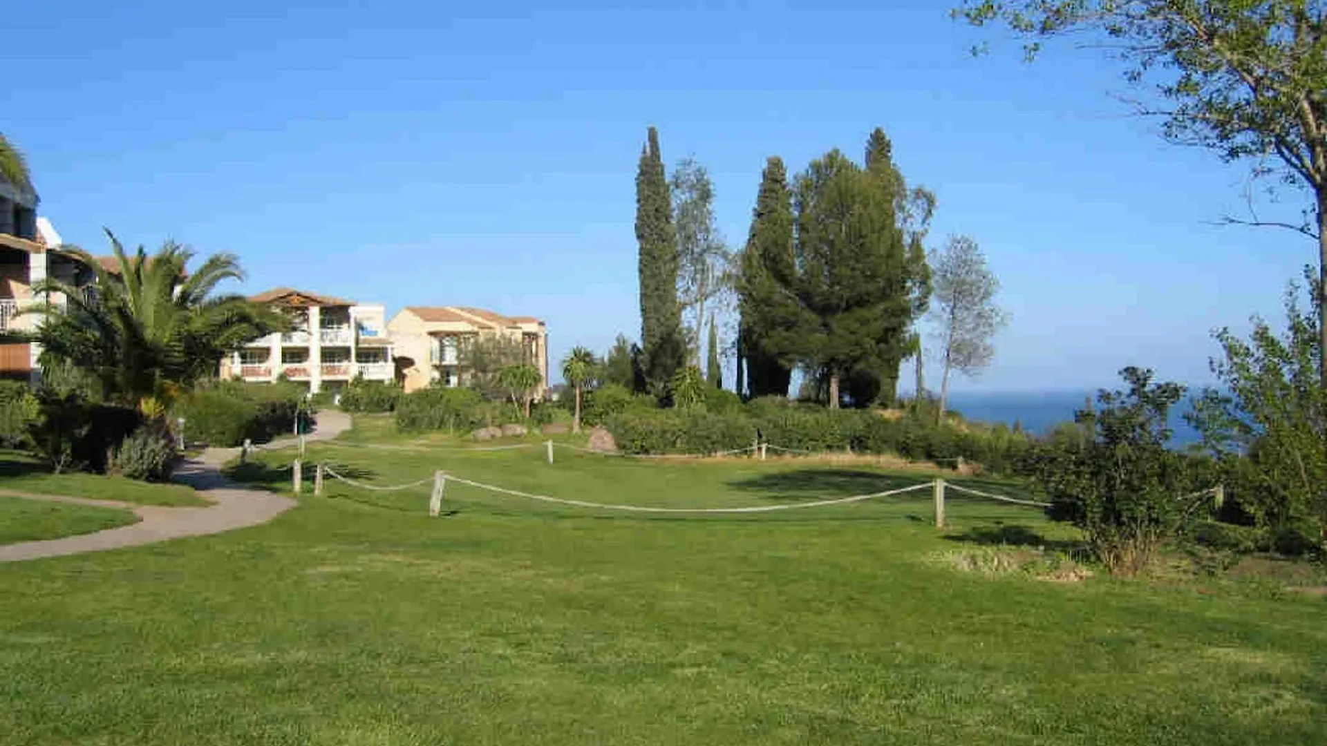 Apartment With One Bedroom In Agay Saint-Raphael, With Wonderful Sea V