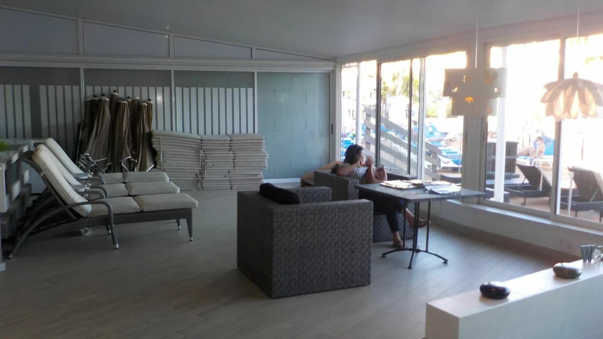 Apartment With One Bedroom In Agay Saint-Raphael, With Wonderful Sea V  Saint-Raphaël